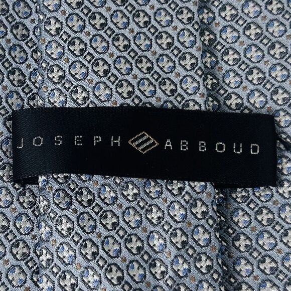Joseph Abboud 100% Silk Necktie Tie Floral Blue Gray 4 x 60 Made in Italy - Picture 3 of 3